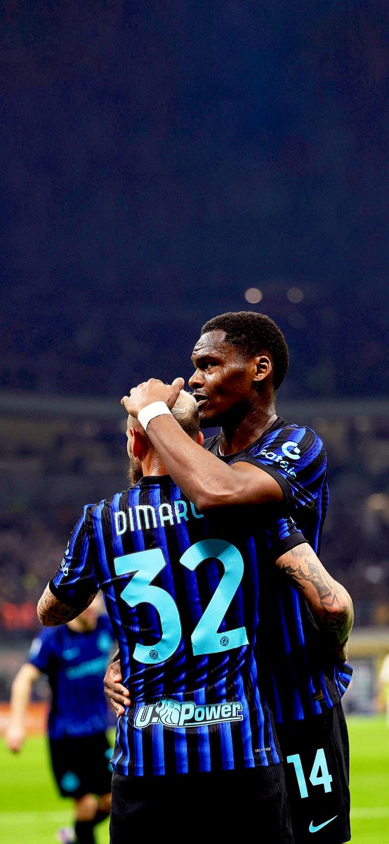FCIMwallpapers's tweet photo. ➕3️⃣🖤💙
#ForzaInter #InterGenoa #Dimarco #Calhanoglu https://t.co/bkwd44PuDi