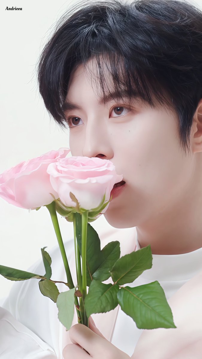They are no less beautiful than flowers, because they bloom not only in spring, but also in the midst of a storm 🌸✨

#XingQiu #星邱