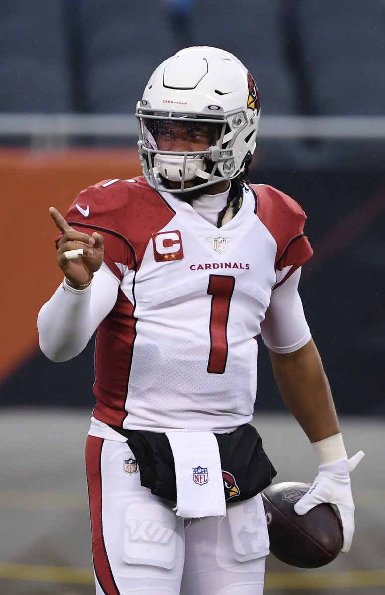 JFowlerESPN's tweet photo. Kyler Murray and Geno Smith are strong considerations for Vikings at QB, with Tua Tagovailoa and Kirk Cousins on the radar as well. 

That and much much in our Scouting Combine notebook.

With @DanGrazianoESPN:  

https://t.co/GAO1KwPY0t https://t.co/QOqysYIekd