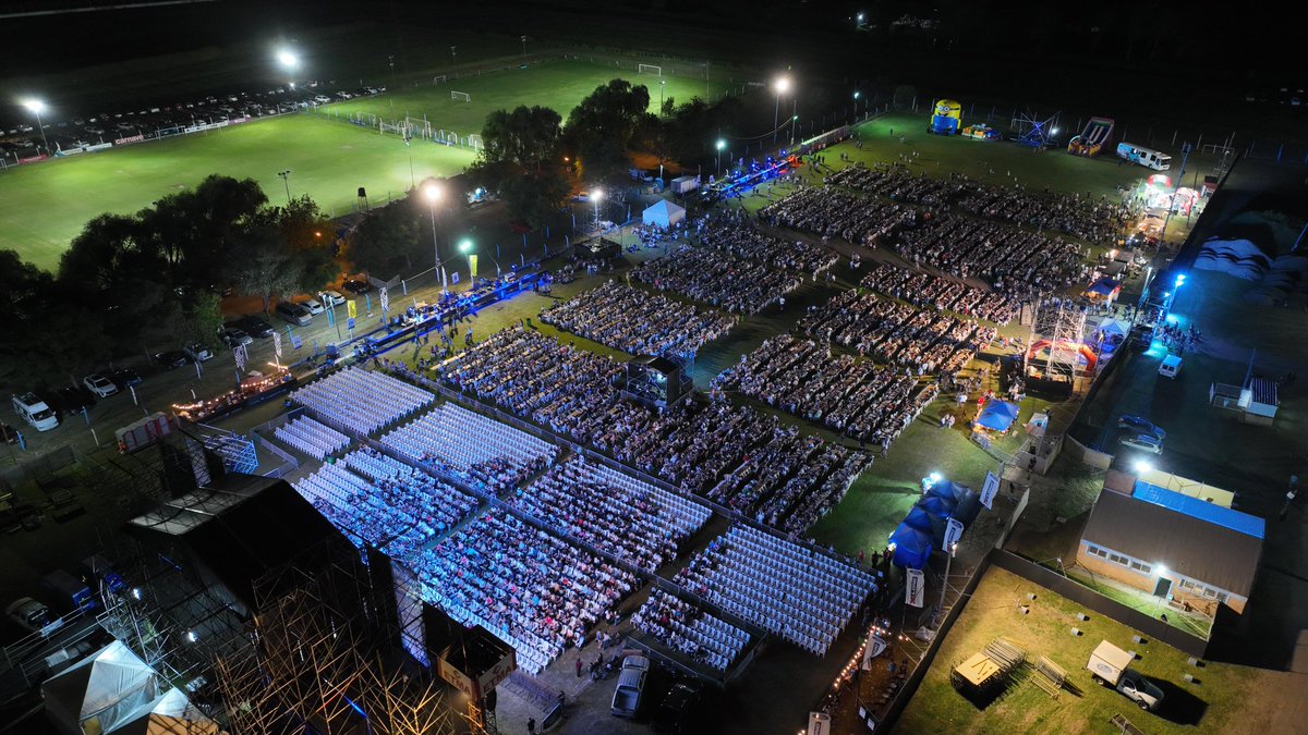 mxlujan's tweet image. NOCHAZA

Lo que se vivió anoche en el #autodromo fue único 

Hubo mucha gente que laburó sin parar muchos meses para esto. Gracias a cada persona que aportó su granito de arena

QUE #CLUB DE LA PUTA MADRE QUE SOMOS Y TENEMOS 🩵🤍