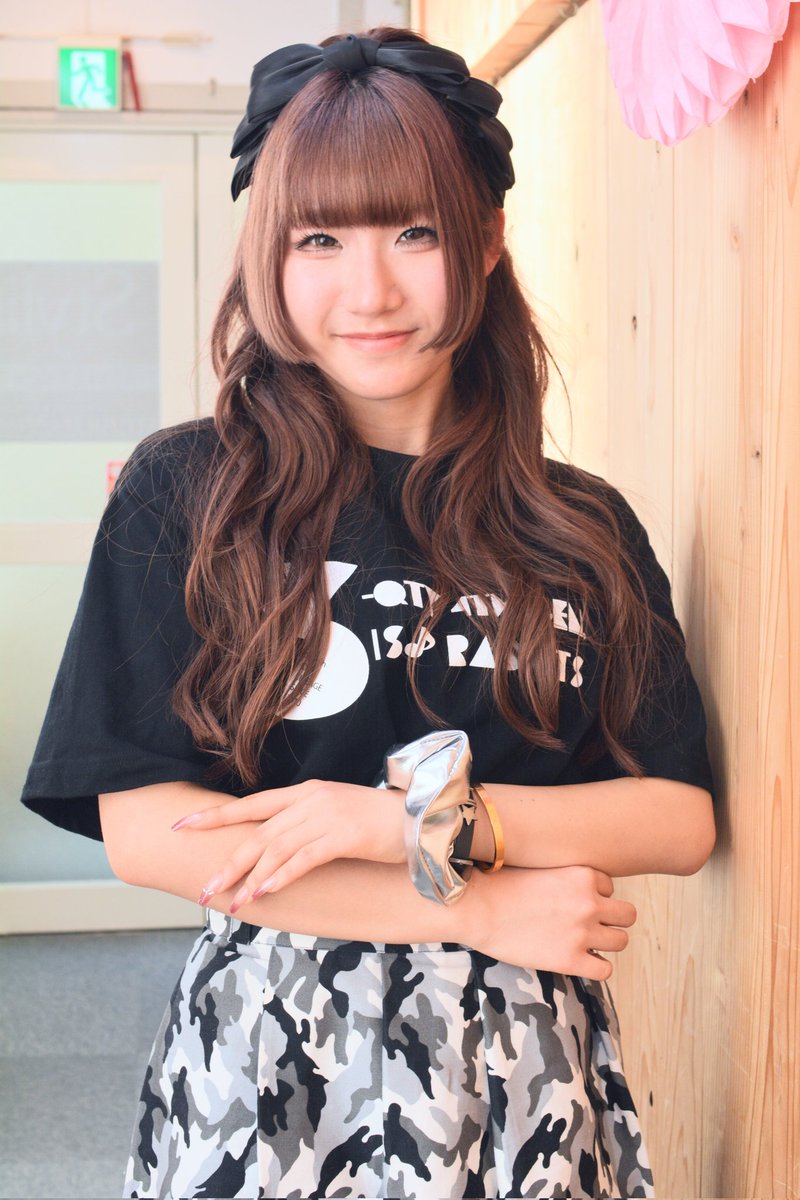 yotimarusan's tweet image. 2026/03/01
倉敷Stylishスタジオ
ゆいちゃん復帰ライブ
もえか

ギャルメイクになりました

#もえか
#stylish