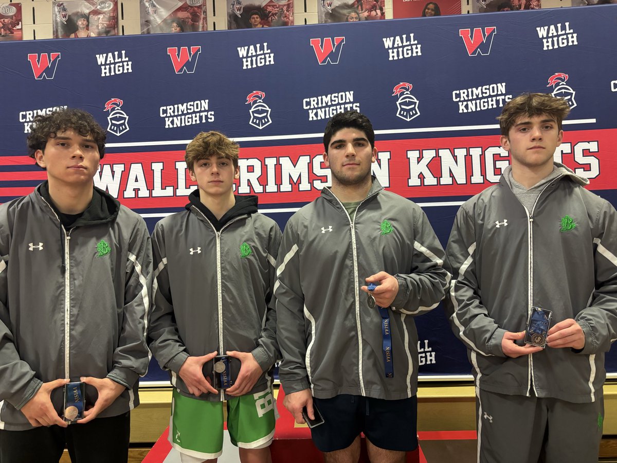 Congratulations to our District 22 Medalist! 132: Lucas D’Elia 2nd, 165 Finn Leonard 3rd, 175 Dave Marzetti 3rd, 215 Aidan Leonard 2nd!