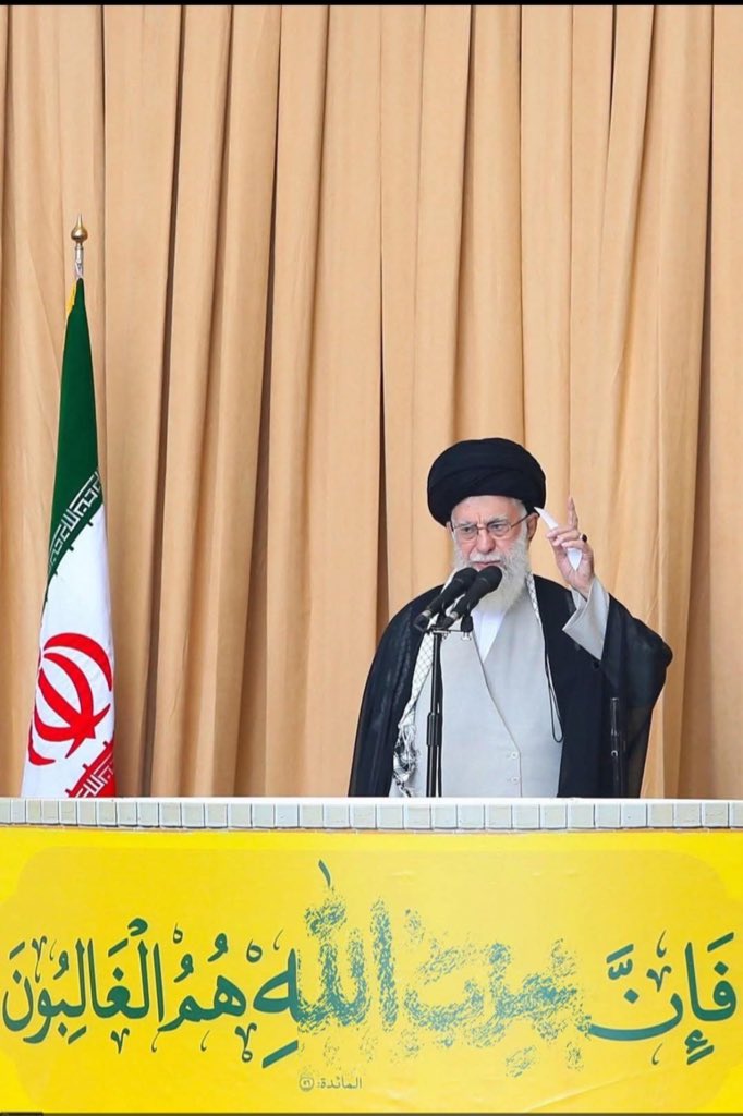 بعدكَ لا خيرَ في الدنيا
ان لله و انا اليه راجعون 🖤