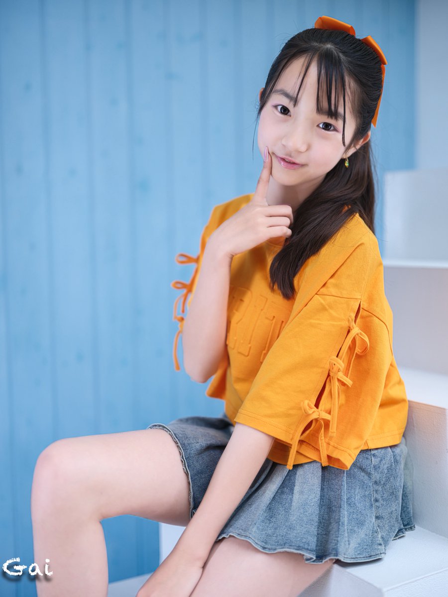 エクボの秘密・藤竹美衣ちゃん6 『オレンジトップス🧡️+超美脚ミニ