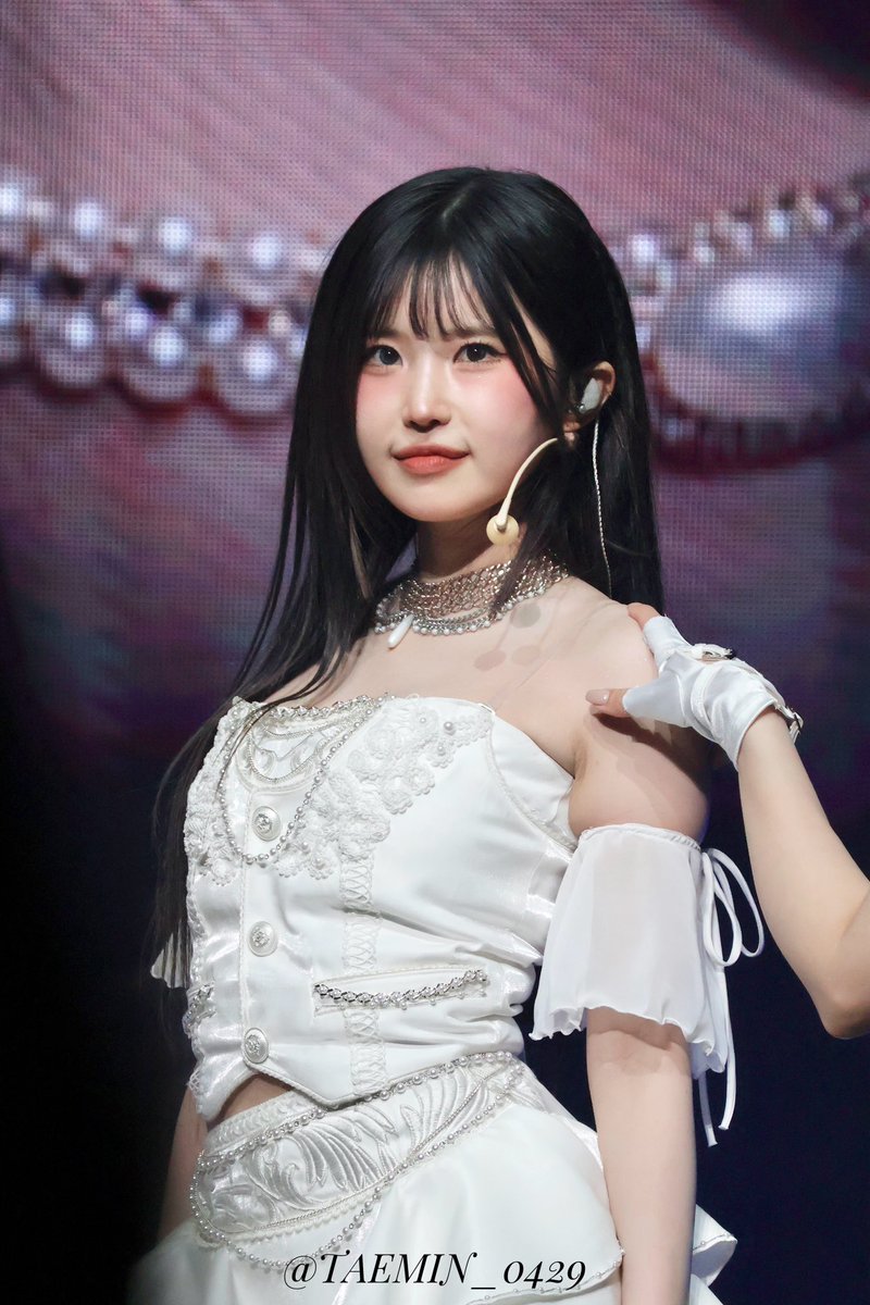TAEMIN_0429's tweet photo. 260228

#fromis_9 #프로미스나인 
#SONGHAYOUNG #송하영 #ハヨン https://t.co/xG4a3lAjR3