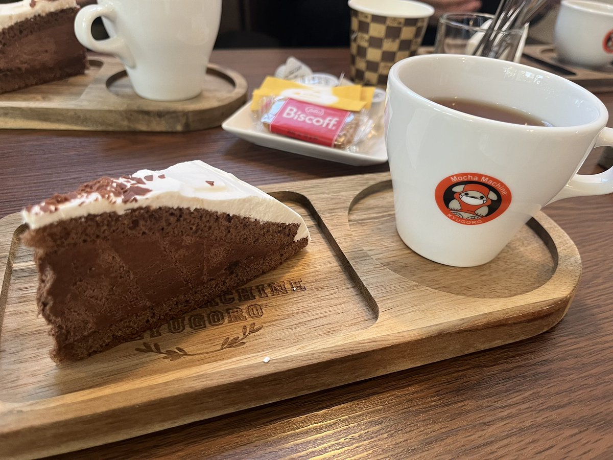 今だけ復活してるエンゼルショコラを食べたり、しだれ梅を見に行ったり楽しかったー！！