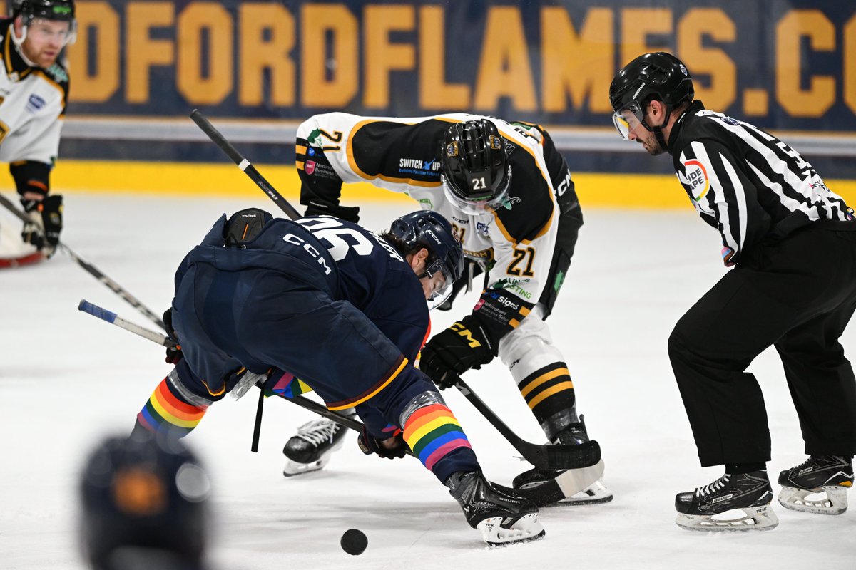 officialEIHL's tweet photo. Tonight | #EIHL

@flamesicehockey 🆚 @PanthersIHC 

🏆 Elite League
⏰ 1800
📺 https://t.co/vjMKgvEMQ0
🎟 https://t.co/lfCRUzQDqg
📊 https://t.co/eNuDtwzZ4b https://t.co/cVA6WjvBmI