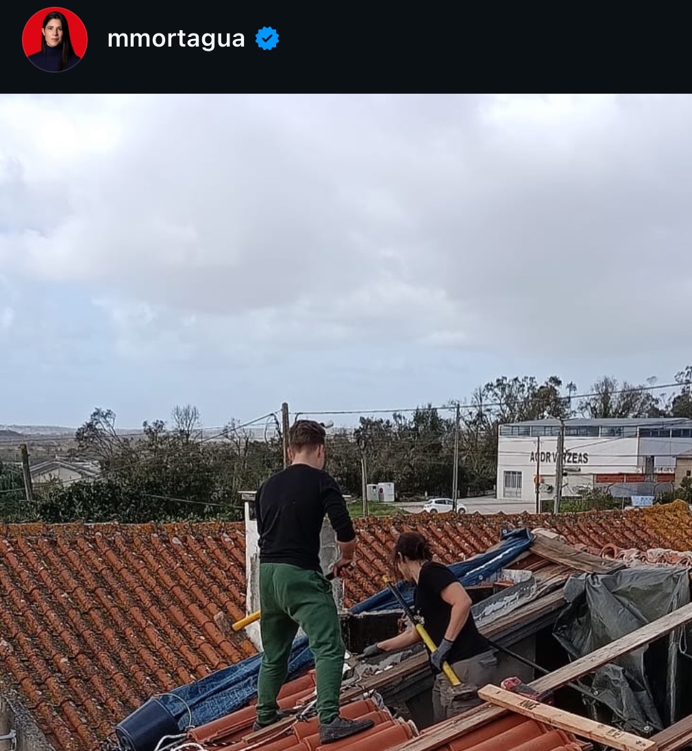 A Mariana andou a consertar telhados, mas claro que vocês só reparam nos tiktoks de um gajo que apaga “fogo” com um raminho e mal tem força para carregar 24 garrafas de água debaixo de chuva feita por inteligência artificial