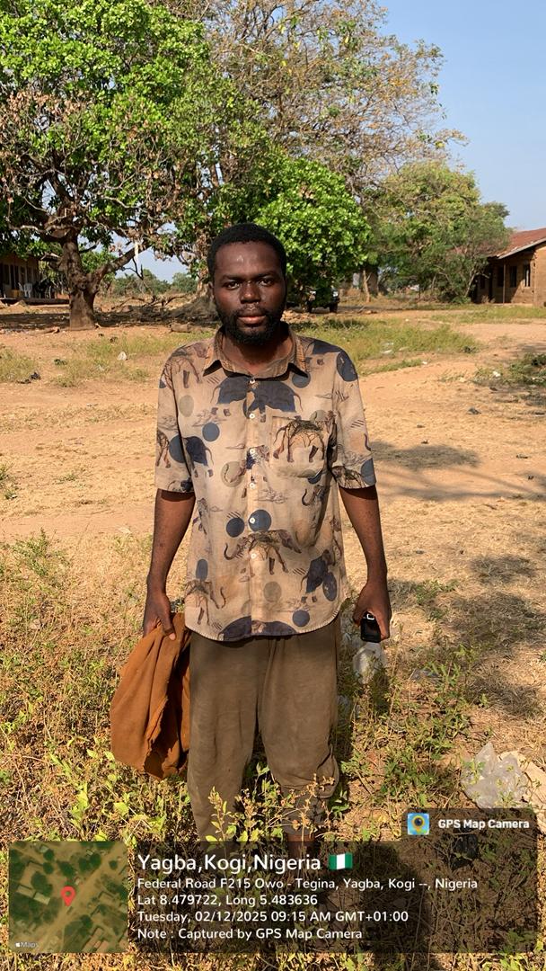 Barristerstreet's tweet image. 🇳🇬 JUST IN: Ekiti Farm Manager Escapes After 42 Days in Captivity, Family Pays 17M Ransom

An Ekiti State farm manager, abducted on October 23, 2025, near the Kogi State boundary, has recounted his harrowing ordeal after spending 42 days in the wilderness following a ransom