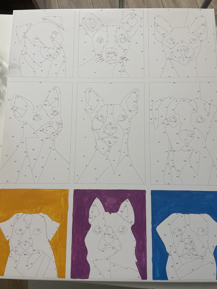 Подсела на картины по номерам
Сидиш возиш кистью туда-сюда, не надо думать и ничего решать
Фоном сериал смотрю, кайф
Советую всем тревожникам
(Да я начала следующую, не закончив предыдущую и чо)