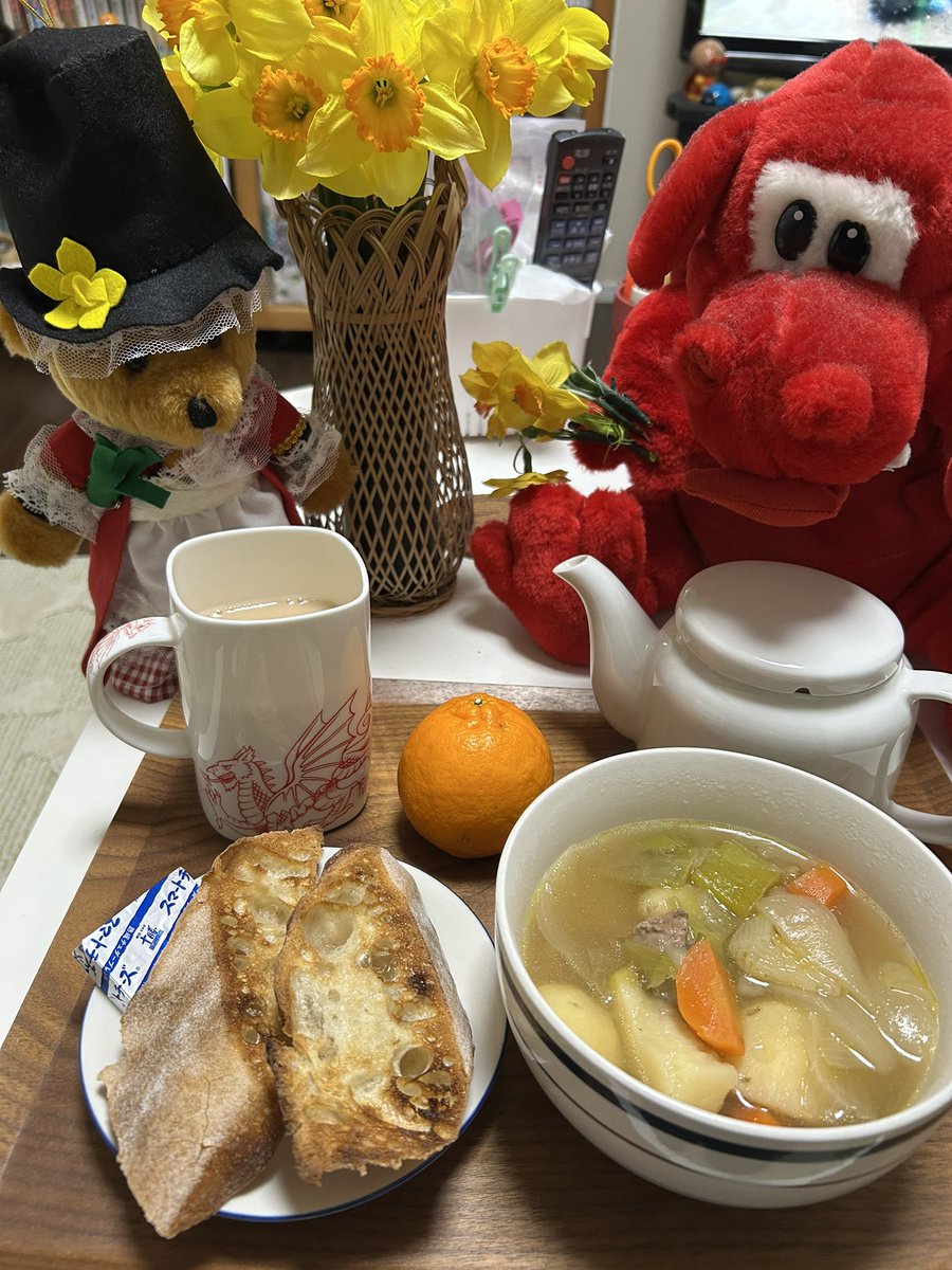 sipan_cymru's tweet photo. St.David’s Day 🏴夜の部!
晩御飯はCawlです!
勿論、チェダーチーズ🧀も忘れない😆
#RandomActsofWelshness
#StDavidsDay
#DyddGwylDewi https://t.co/QQj5kB728j