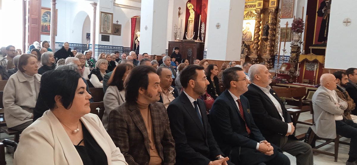 LaLineaflamenca's tweet photo. #diadeandalucia #misaflamenca 
Ayer celebramos nuestra tradicional misa flamenca con motivo del Día de Andalucía en el Santuario de la Inmaculada, con la presencia del alcalde, Jose Juan Franco Rodriguez, y varios ediles, y con @manuelperaltaflores al cante y toque. https://t.co/prIdseVqdS