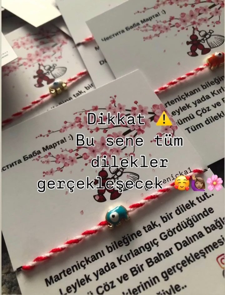 Mart geldi. Takın marteniçkalarınızı. Saçma bi ritüel ama benim ki sadece bi temenni.
Tüm dilekleriniz gerçekleşir inşallah🍀🧿