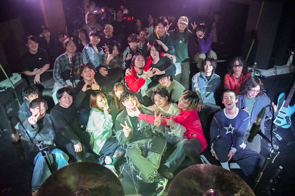 BLUE MADE ME tweet media