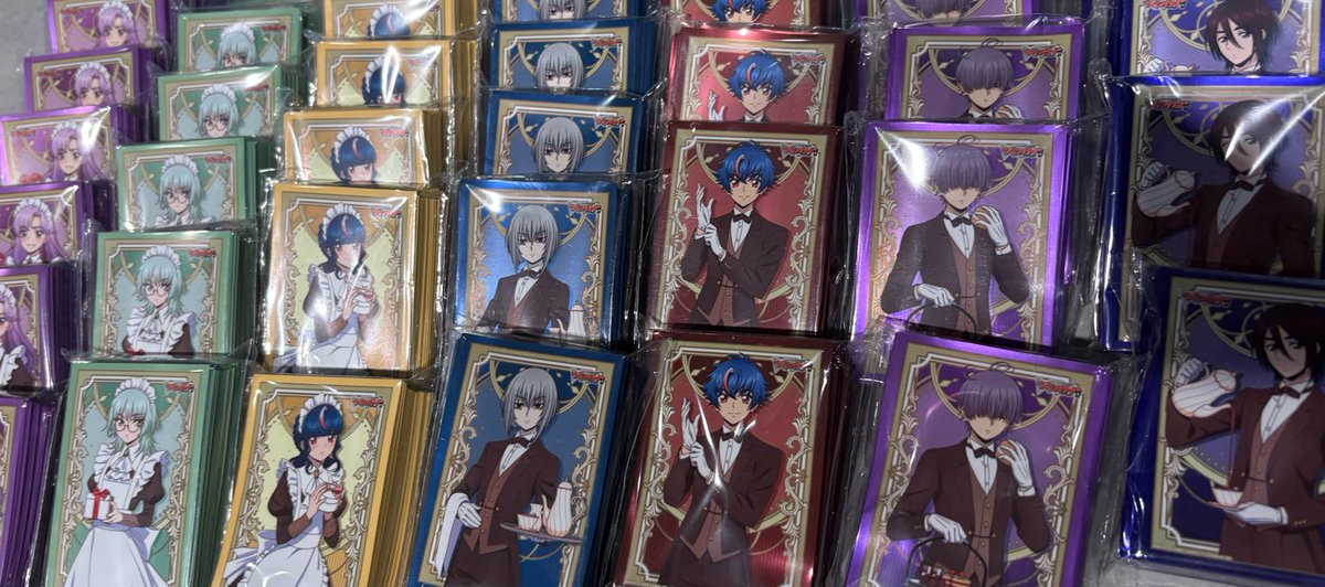 ヴァンガード 公式スリーブ大量にお持ち込みいただきました‼ コミケ