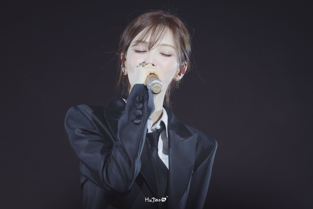 HuJiao_1009's tweet photo. 260301 <W:EALIVE> ENCORE  #웬디 #WENDY

YES, I DO 💍 https://t.co/44EoZQtIwA