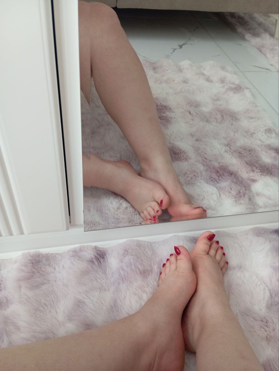 queenarel's tweet photo. Diz çök, teslim ol ve itaat et. Her hareketin benim kontrolüm altında.

Kneel, submit, and obey.every move is under my control. I only engage virtually. For a session, contact me on Telegram: https://t.co/jGLuC4bub9
Grup linkim https://t.co/41X3Iri1z9…

#femdom #findom #cuckold https://t.co/AuMM9BGGHt
