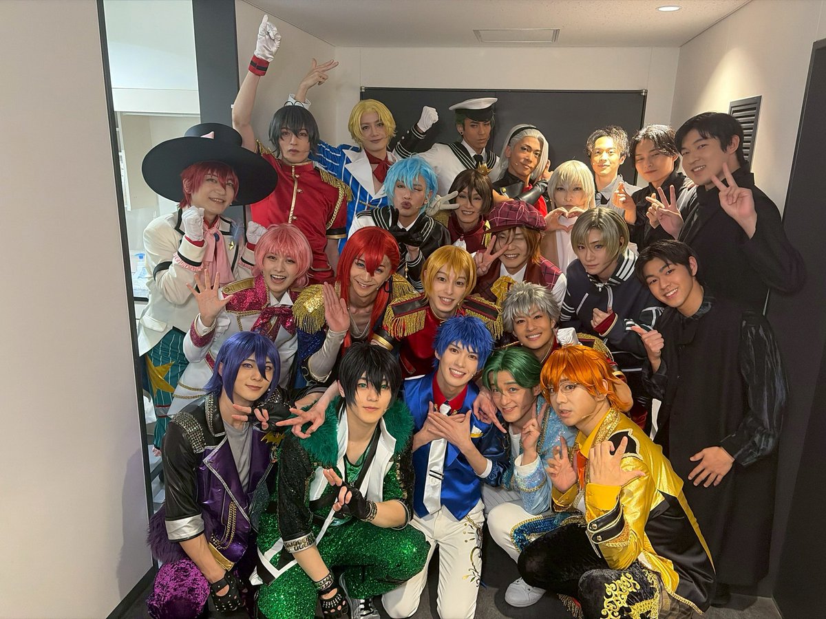 舞台「KING OF PRISM-Your Endless Call-み～んなきらめけ！キンプリ☆ツアーズ」
大千穐楽にご来場、ご視聴くださり誠にありがとうございました！
エーデルローズ主宰として、また氷室聖を演じる事がくることを願っています🔫
エリートのみんなが1番煌めいてたよ🩵💛また会おうね♥️
#キンプリ