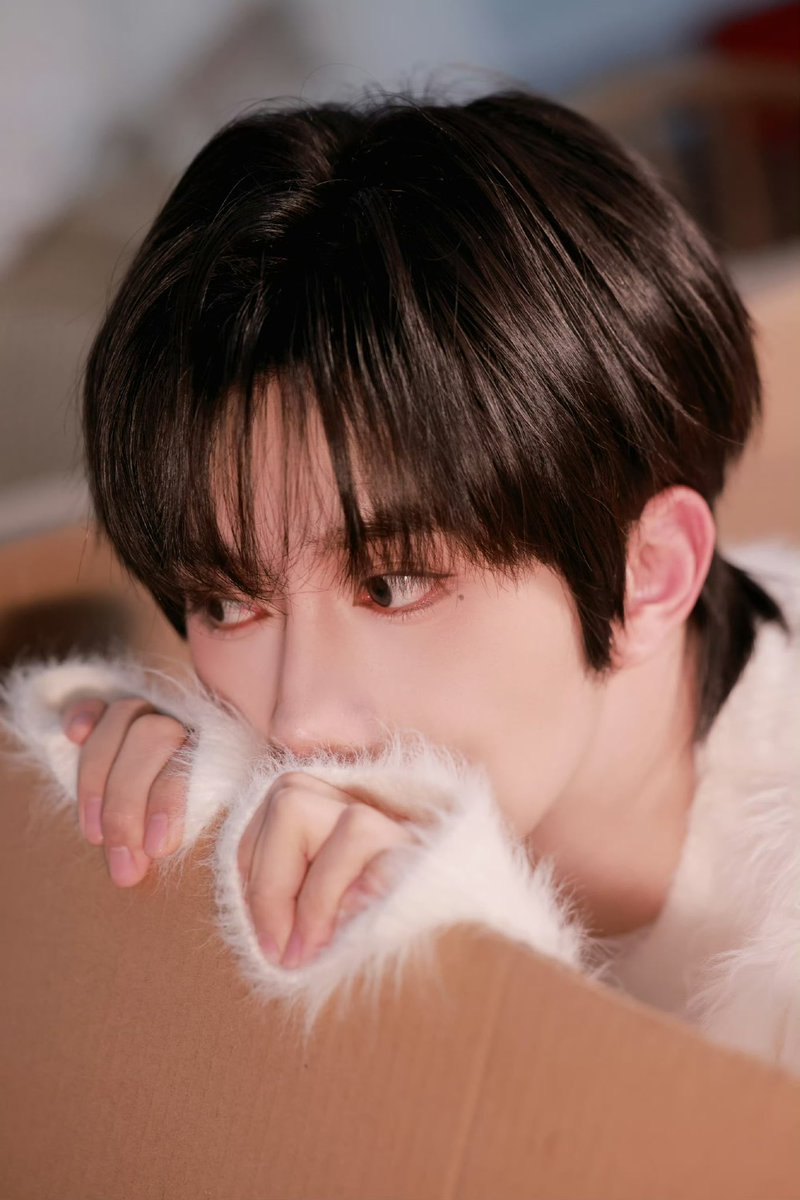 ELIOT HUANG UPDATE 
weibo.com/2211239502/527…

ฅ  ˃̵ ֊ ˂ ꧞  ฅ

#黄星 #EliotHuang #HuangXing #Desire4