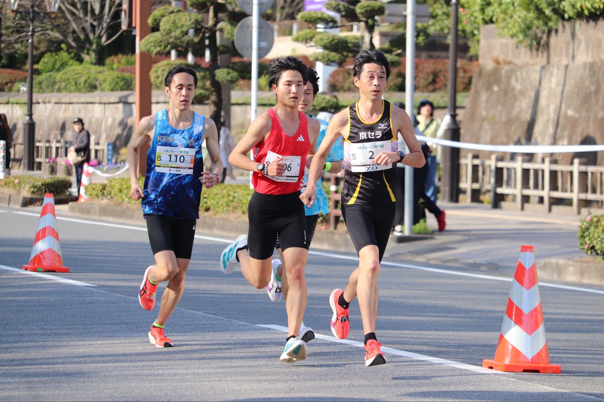 0335Love's tweet photo. 鹿児島マラソン2026

2位 飛松 佑輔 選手
3位 中村 高洋 選手
4位 アニーダサレー 選手
5位 福留 大樹 選手
7位 須山 向陽 選手

#鹿児島マラソン2026 https://t.co/JvT22M0amW