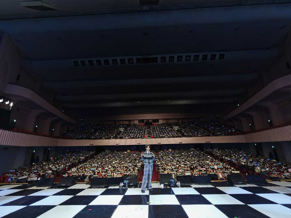 LeeCS_Official's tweet photo. [📸] ✨260301 HAPPY SUB’S DAY [#CheckMate] DAY2✨

세상의 모든 체크를 만날 수 있었던
창섭 군의 35번째 생일 파티 종료〰️🥳

함께라면 늘 웃음이 가득 넘치는🥰
zz6섭 군의 영원한 #체크메이트
zz6친💙멜로디 고마웠어요.ᐟ.ᐟ

#이창섭 #LEECHANGSUB
#HAPPYSUBSDAY https://t.co/ikLap6UsbH