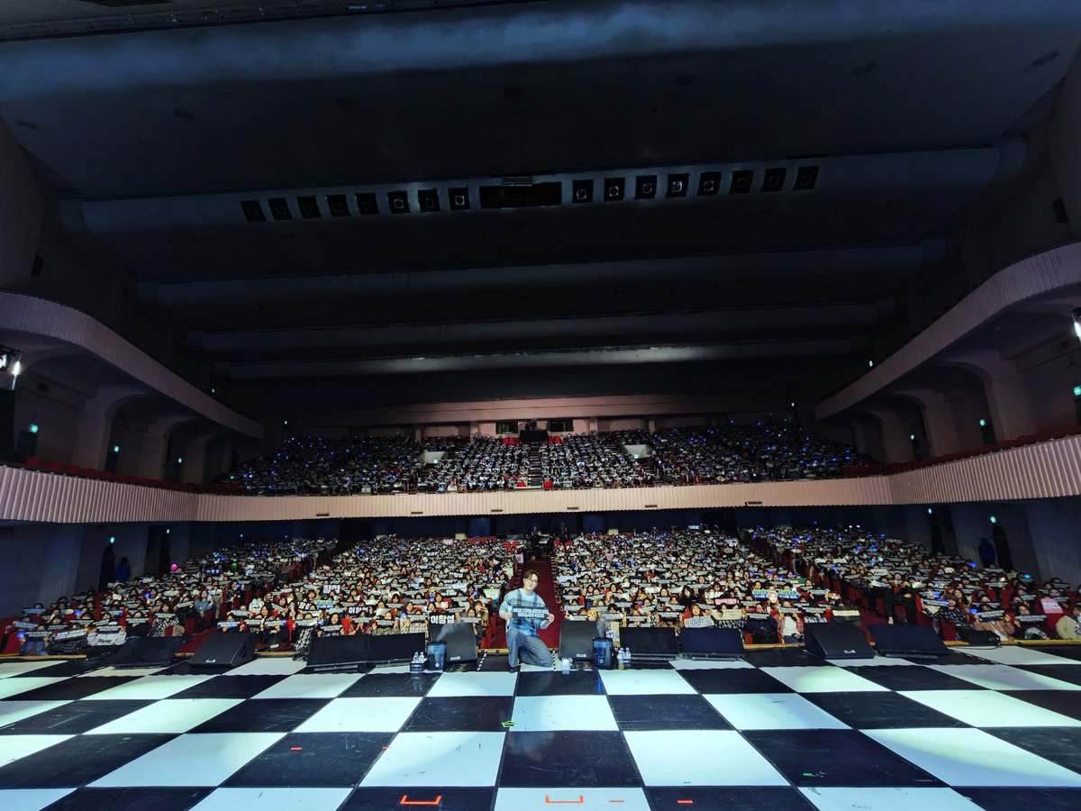 [📸] ✨260301 HAPPY SUB’S DAY [#CheckMate] DAY2✨

세상의 모든 체크를 만날 수 있었던
창섭 군의 35번째 생일 파티 종료〰️🥳

함께라면 늘 웃음이 가득 넘치는🥰
zz6섭 군의 영원한 #체크메이트
zz6친💙멜로디 고마웠어요.ᐟ.ᐟ

#이창섭 #LEECHANGSUB
#HAPPYSUBSDAY