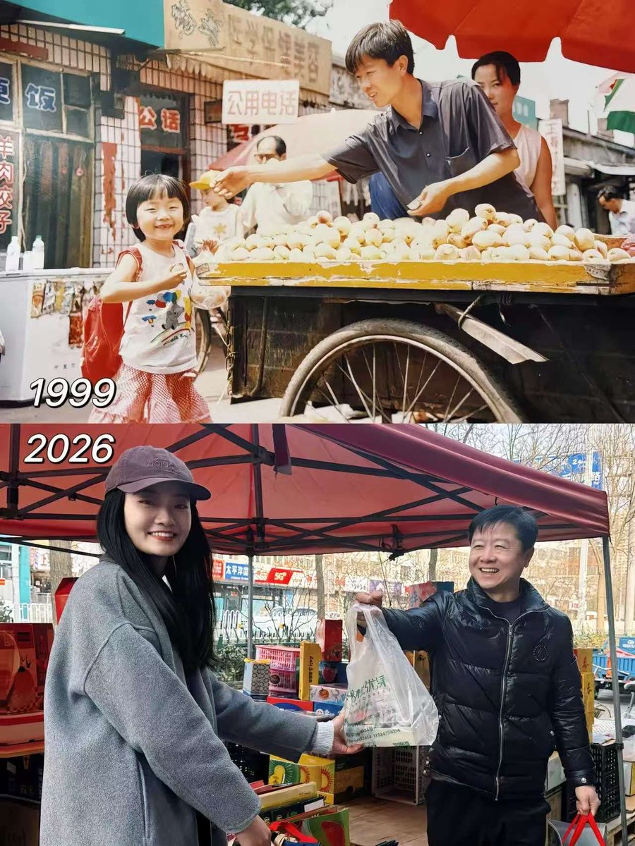 ✨🇨🇳 A Chinese girl buying the same fruits from the same fruit seller, 27 years later.