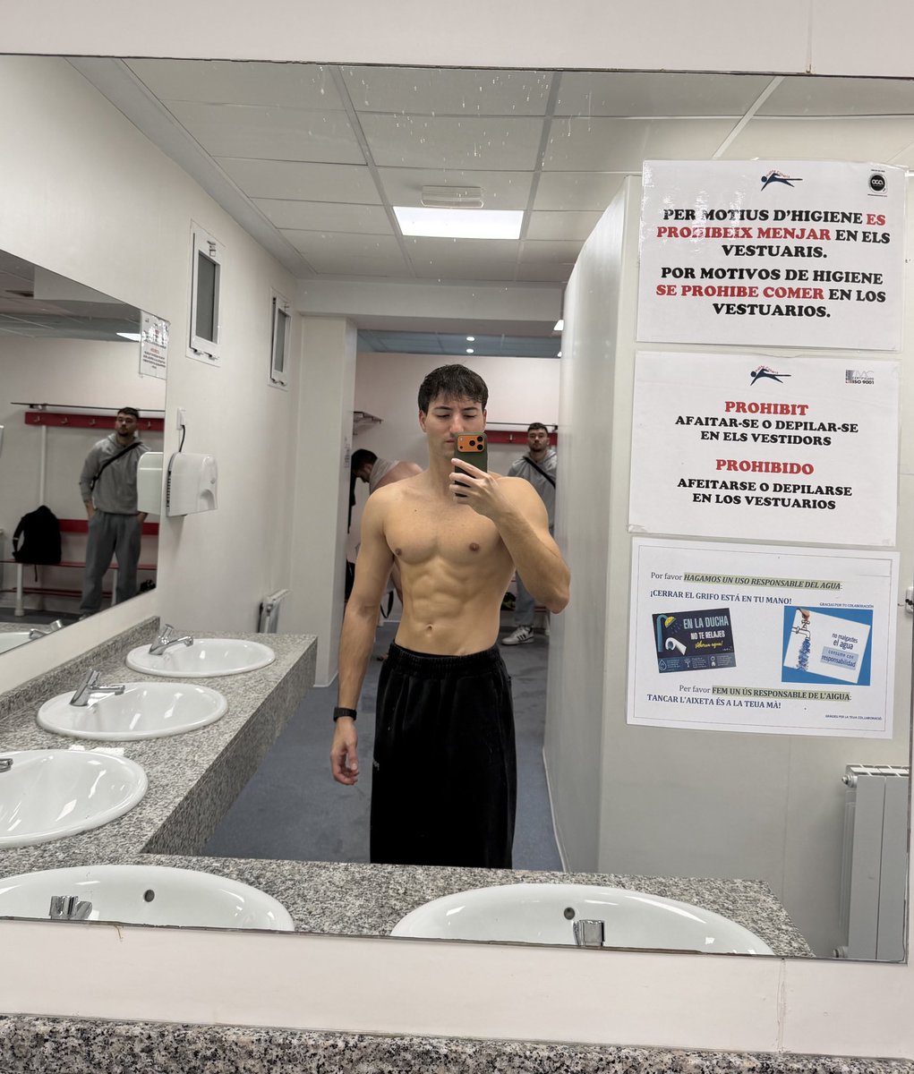 Inversor Gymbro 😈 tweet media