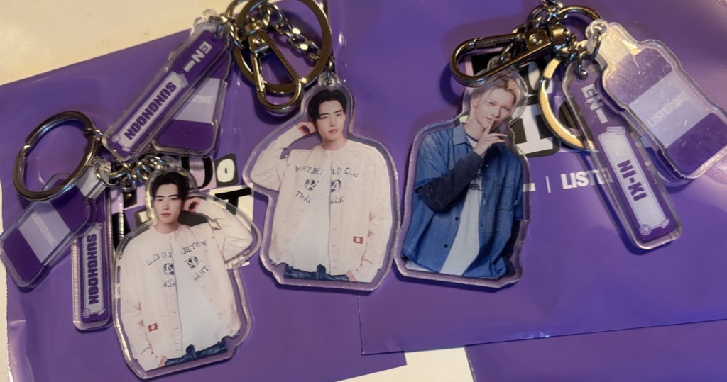 𝘮𝘦𝘭𝘶 tweet media