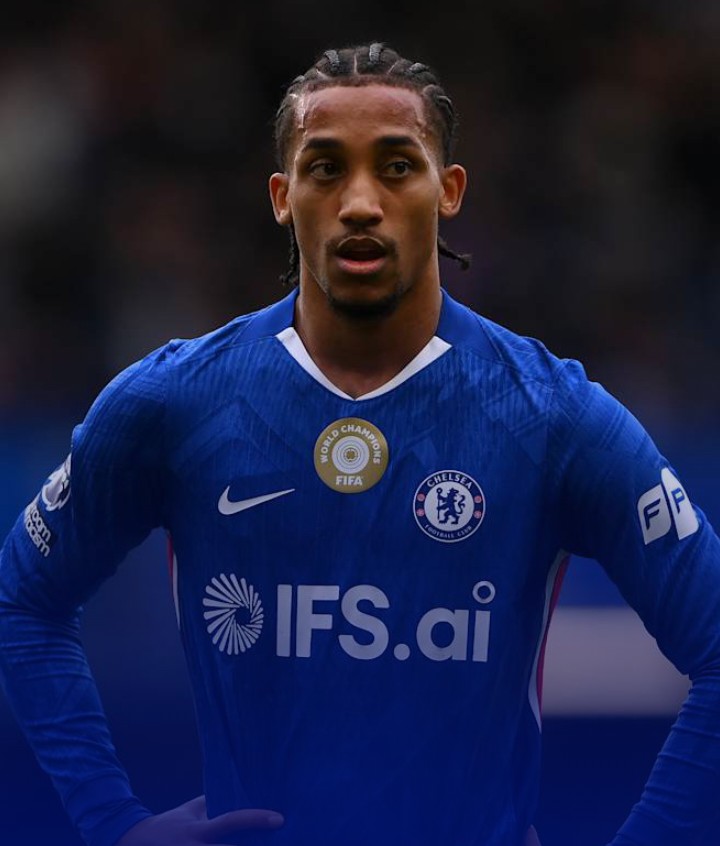 young_ragnar07's tweet photo. I'm a big fan of Chelsea but deep down I really want Arsenal to win us today if it will help them lift the Premier League.
They've really tried &amp; it would be disheartening if Man City wins it again.
Blue is still the colour though 💙💙💙
#ARSvCHE 
#CFC 
#cfcbingx https://t.co/cveEeQmwDI