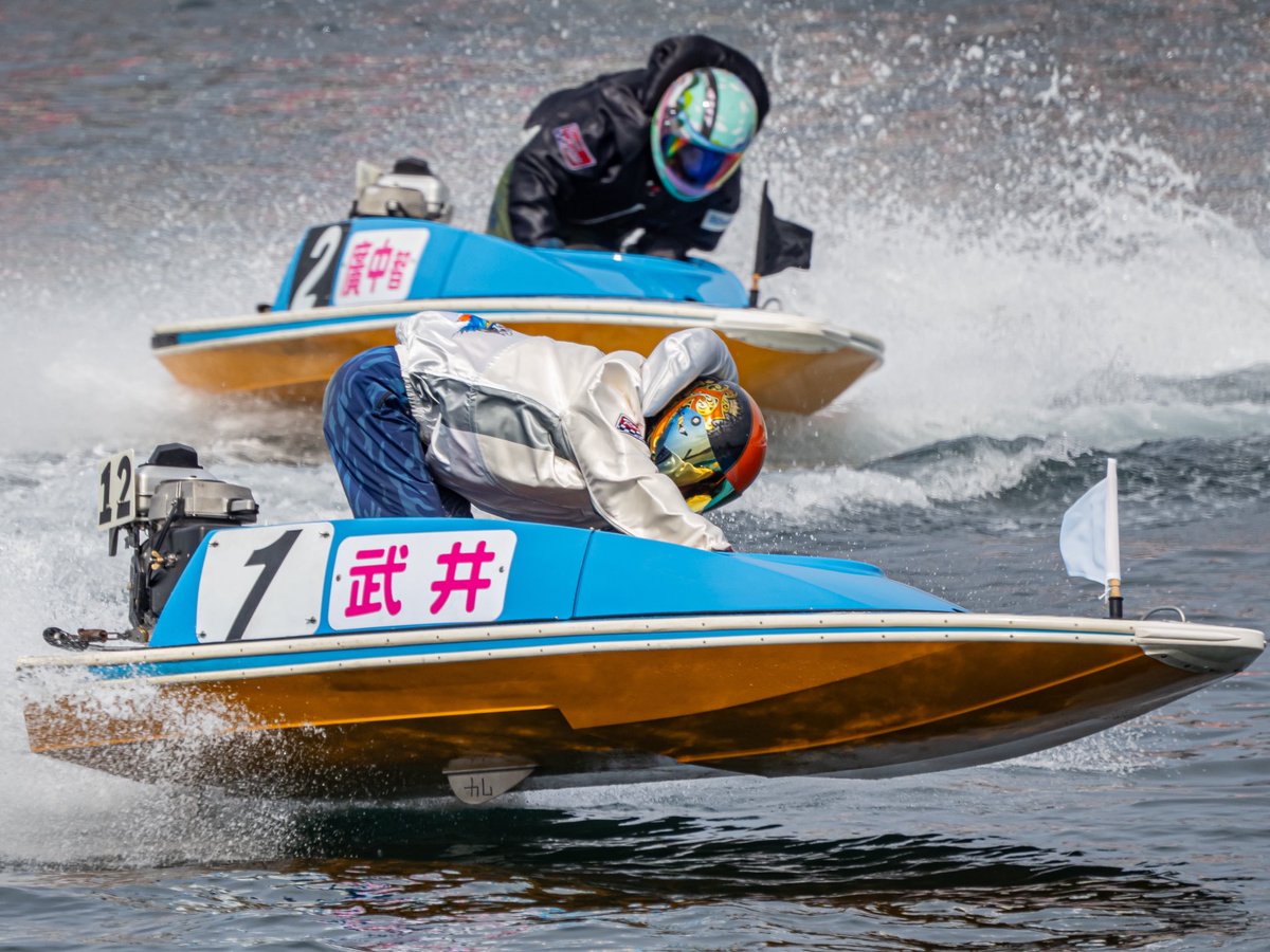 Vermut_NGE2's tweet photo. @tospo_boatrace 初日のセレモニーから武井選手の応援で現地に行ってました！
通算99勝目を目の前で見れました😆

メモリアル勝利は次節にお預けになりましたが引き続き頑張って下さい🚤🔥

登選手とのセンプルヤングコンビでの今後の活躍期待しています！ https://t.co/UgcHbKve4j