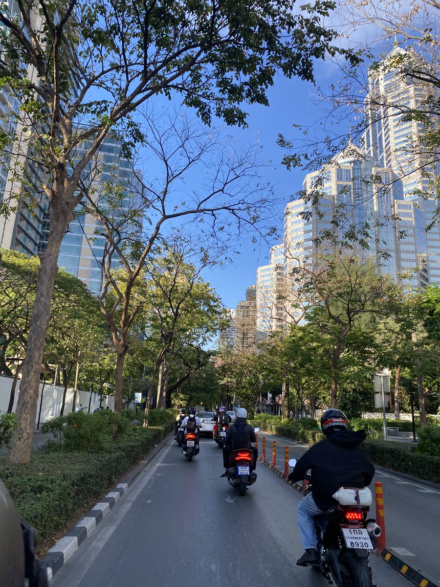 Garfun588008's tweet photo. ร้อนมากกก https://t.co/b3As8Sh5xK