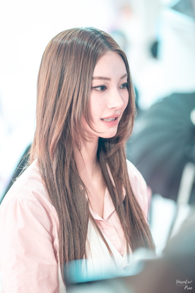 ' jing jing '

LOREAL X JANJINGJING

<a href="/Jingjingyu364/">Jingjingyu36 ₊⋆ 🎀 🧸 ꔛ 𓂂</a>
#JingjingYu 
#LOrealGlycolicXjanjingjing