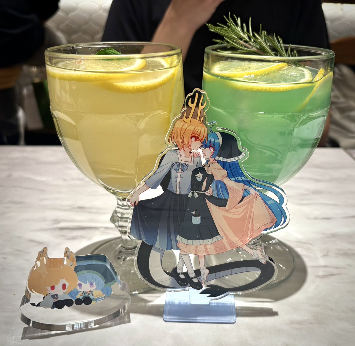 えっやちけーき色のカクテルやん...😭⁉️🐉🍰🍸