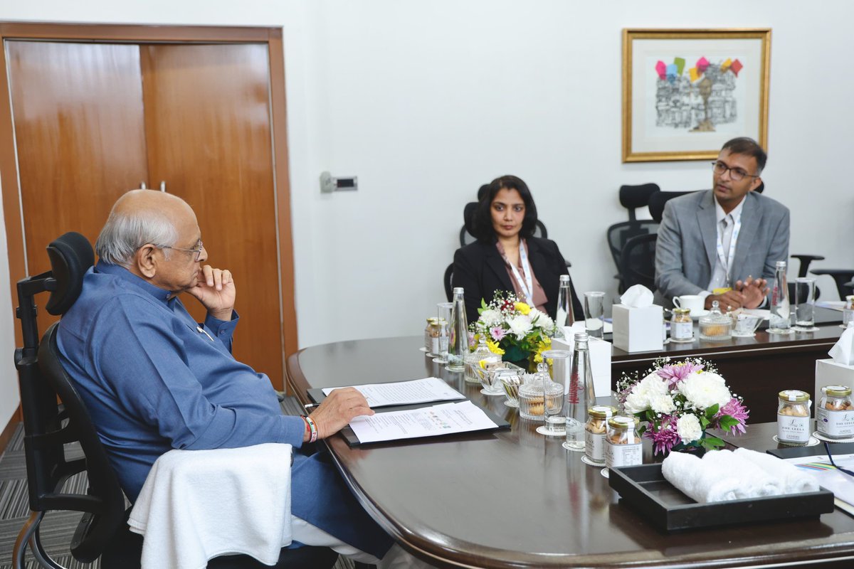 CMO Gujarat tweet media