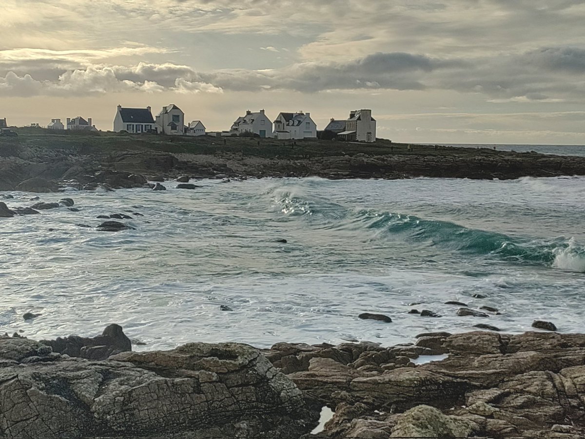brigittelecam's tweet photo. Saint Guénolé, Le Viben côté pile et côté face
#Breizh #Bretagne #PaysBigouden https://t.co/HZ0NHRUn1j