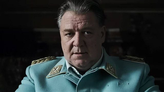 "El suicidio es el último refugio de los cobardes" 

#Nuremberg
#FrasesDeCine