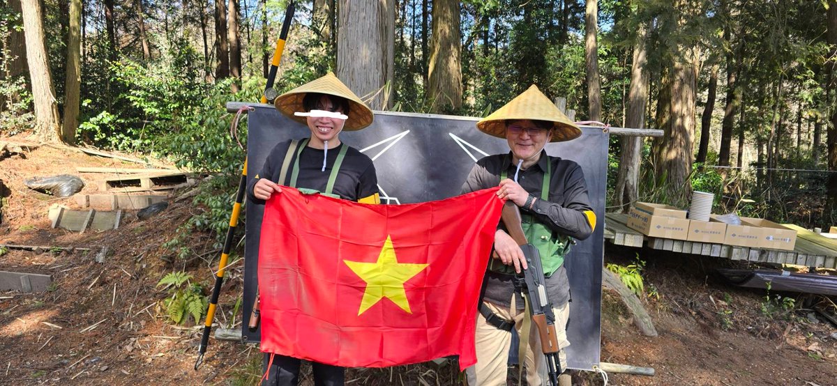 八九式 tweet media