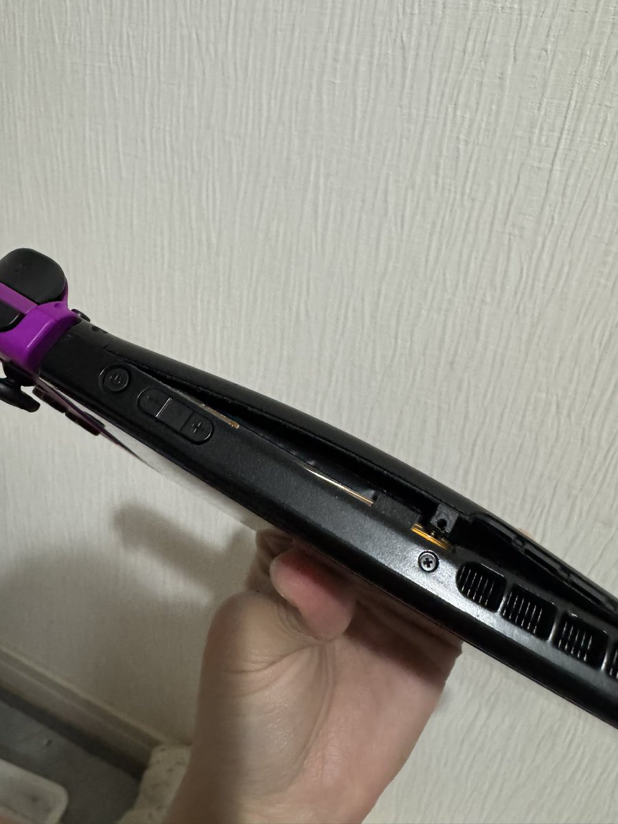 さよなら…。私のSwitch… 結構ショック😭 Switch2買うか…笑笑 お金貯め