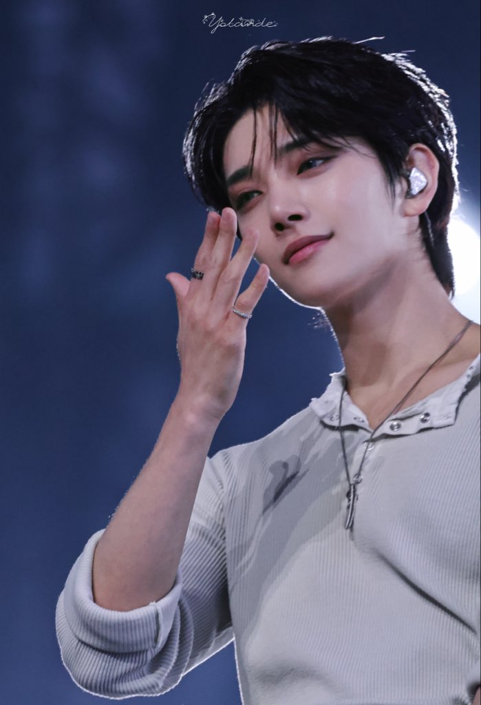 Svt_yolande's tweet photo. #JOSHUA #조슈아 #홍지수 
#SEVENTEEN   #세븐틴 
20260301 https://t.co/3eilCzksC8