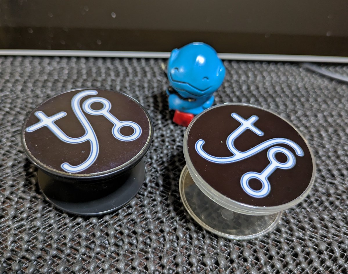 愛用のカスタムスマホグリップ（黒）が破損したので再注文（クリア