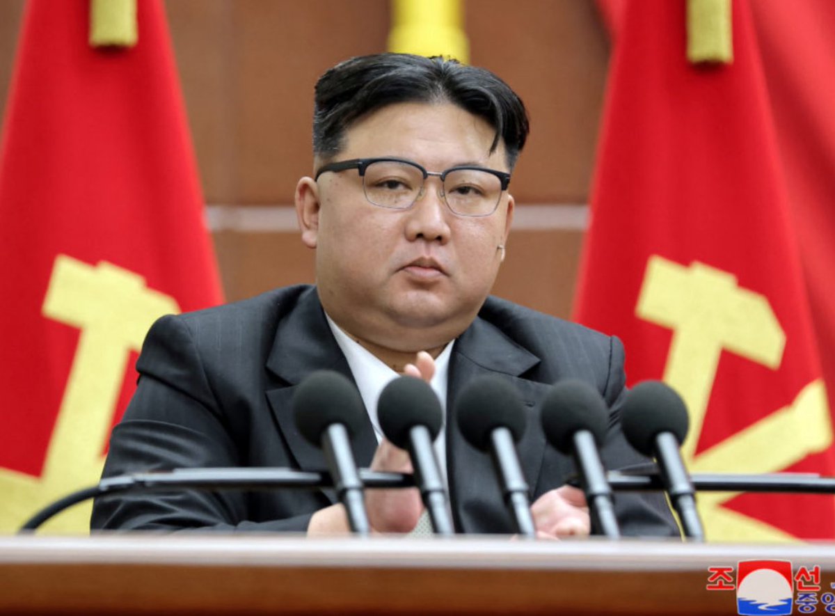 Dr. Moyi tweet media