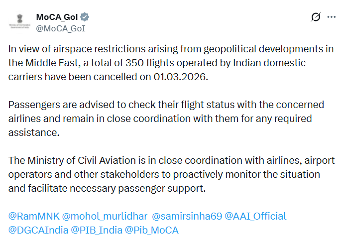 AIRNewsHindi's tweet image. #Advisory ||

नागरिक उड्डयन मंत्रालय (@MoCA_GoI) ने बताया कि मध्य-पूर्व में उभरती भू-राजनीतिक स्थिति के कारण लगाए गए हवाई क्षेत्र प्रतिबंधों के चलते, शनिवार 1 मार्च 2026 को भारतीय घरेलू एयरलाइनों की कुल 350 उड़ानें रद्द की गईं।

#MiddleEastConflict #MiddleEastCrisis