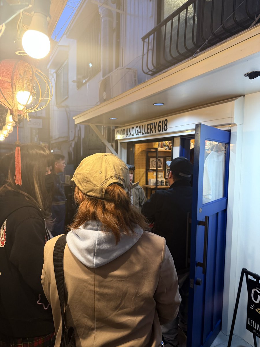 にゃ〜トギャラリー
めっちゃ沢山のご来店ありがとうございました！
オフィシャルグッズに関しまして
明日アナウンスをさせていただきます！
しばしお待ちくださいませ！