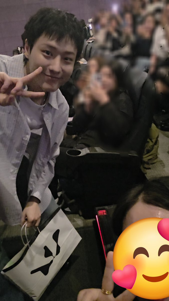 스레시홀드 tweet media