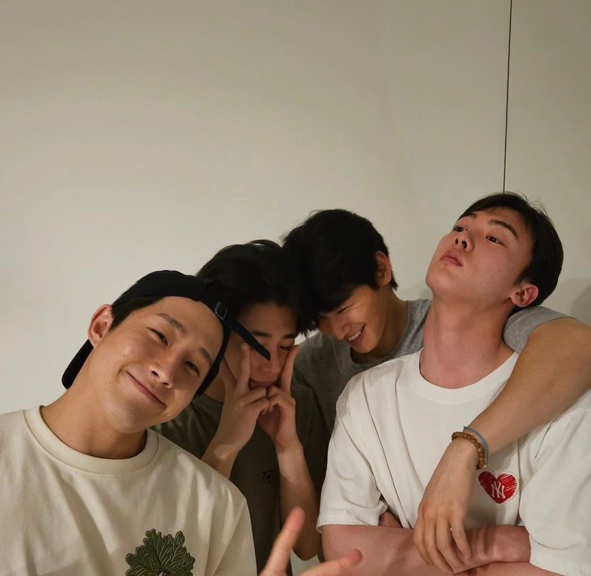 astropopbase's tweet photo. It’s officially March, which means it’s the big 4 birthday!!! 
-5,15,21,30! 
-Save the date! https://t.co/XEEnaOrU3j