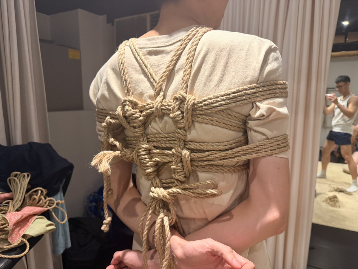 Sub 湯姆 tweet media