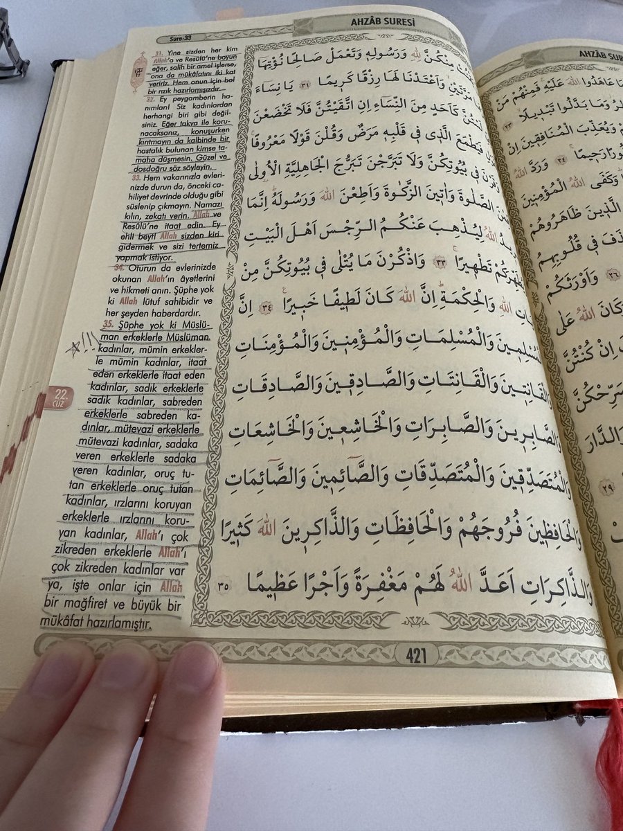 mrvbs11's tweet photo. Azhab Suresi  35.ayet 🙂 https://t.co/qGOd00pLJo