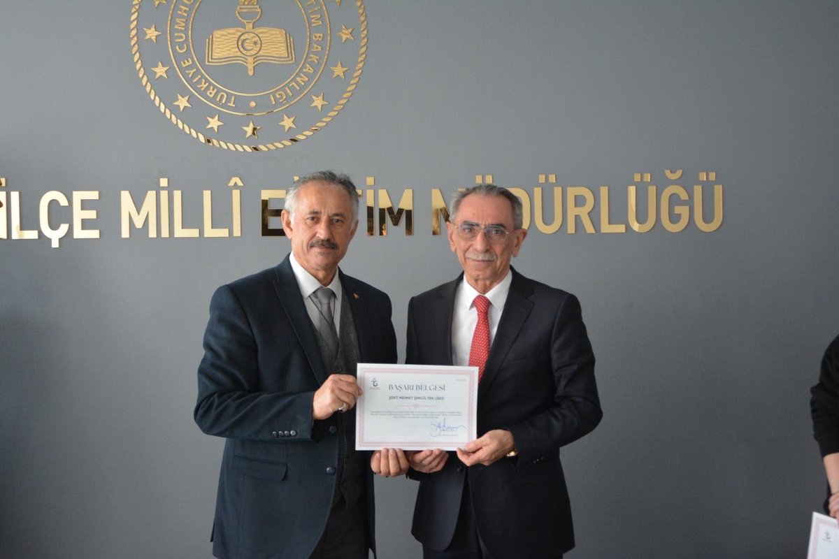 Milli Eğitim Bakanlığı Ortaöğretim Genel Müdürlüğümüz himayesinde İl Milli Eğitim Müdürlüğümüz tarafından 'İstiklal Marşının Kabulü ve Mehmet Akif Ersoy’u Anma Günü' etkinlikleri kapsamında düzenlenen 'Korkma Gençliğin Ruhu Burada' bilgi yarışmasında İl 1.si