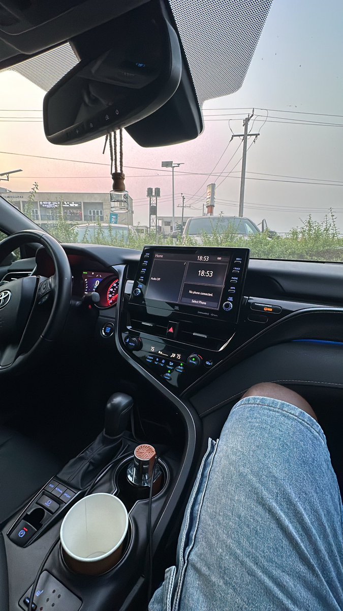 YoshiGadgets🤍🩶 (@_just_yosh) on Twitter photo 